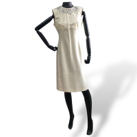 Vestido Louis Vuitton Cru com Detalhes na Gola - 38