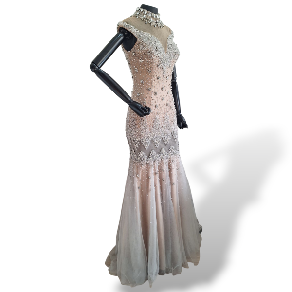 Vestido Terani Couture Bordado com Tule Nude - 38