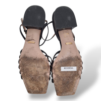 Sandália Gucci em Tiras com Horsebit Dourado-37