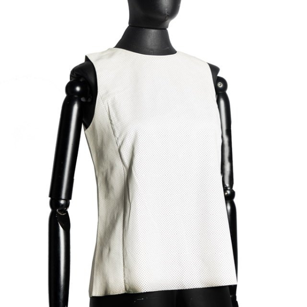 Blusa Vince Couro Furadinho Off-White