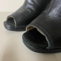 Ankle Boot Prada Couro Preta 34