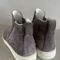 Tênis Prada Suede Cinza-35