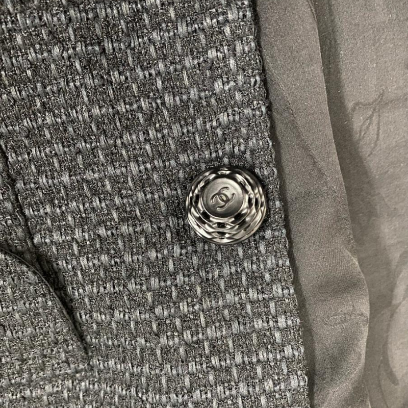 Blazer Preto Chanel - Gola Cetim - 34