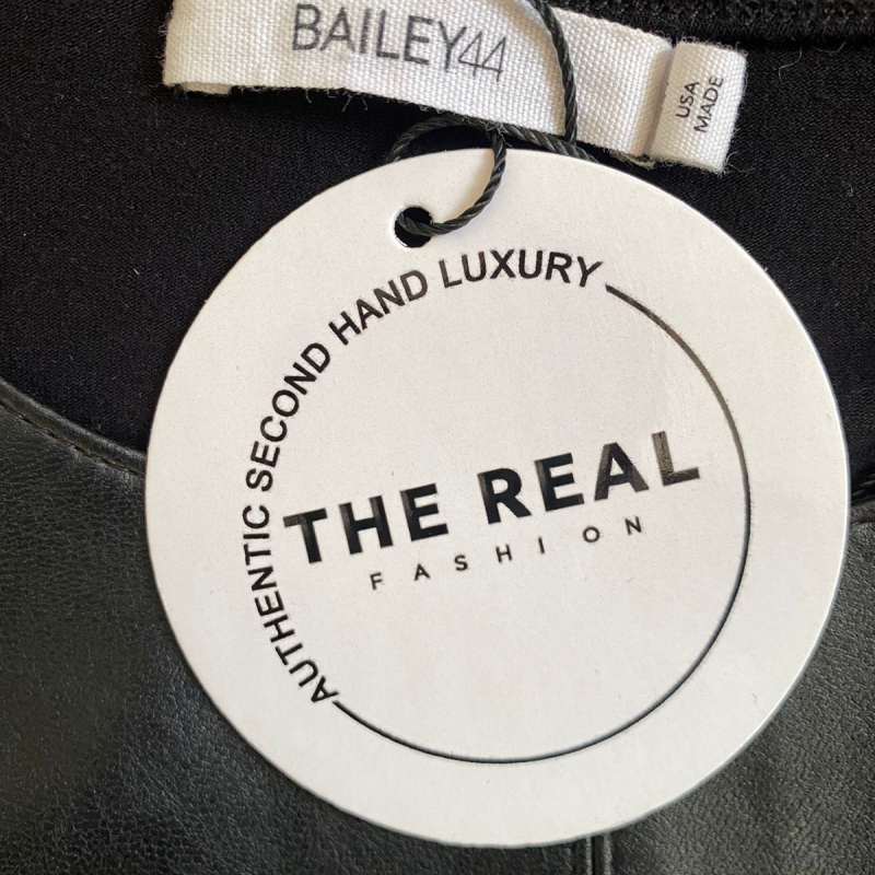 Blusa Bailey Couro Preta-P