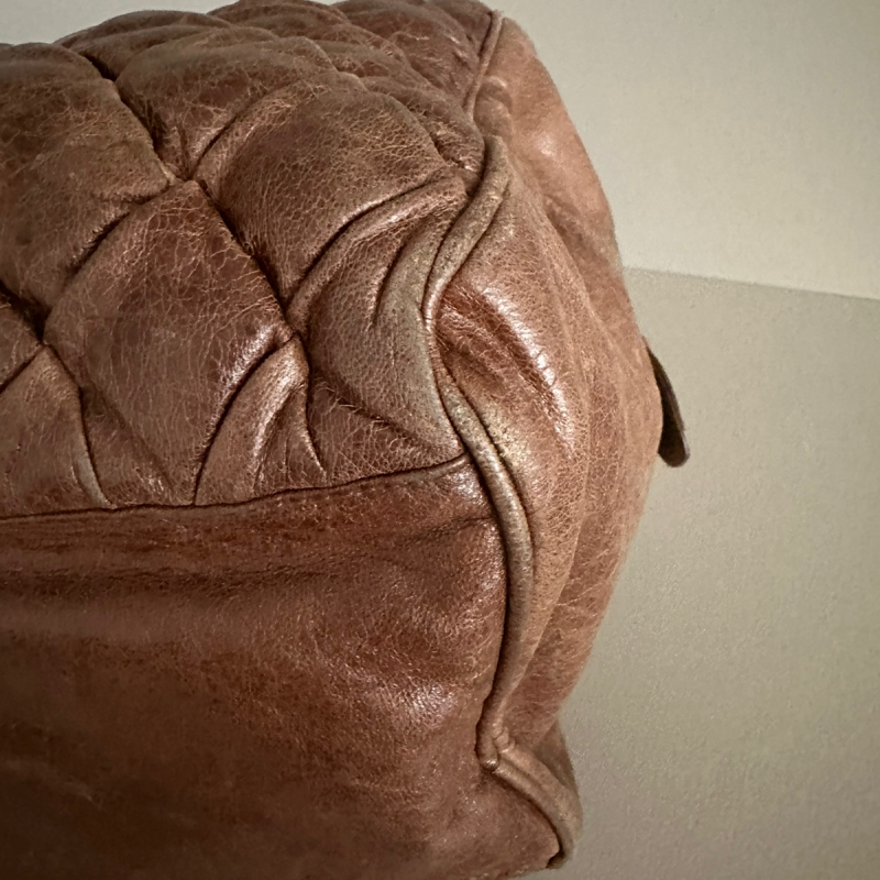 Bolsa Balenciaga Plombe Quilted Chevre Matelasse Marrom
