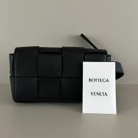 Bolsa Bottega Veneta Intrecciato Cassette Belt 