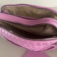 Bolsa Bottega Veneta Nodini Double Zípper Rosa