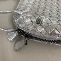 Bolsa Bottega Veneta Nodini Prata