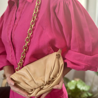 Bolsa Bottega Veneta Pouch Chain Bege