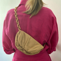 Bolsa Bottega Veneta Pouch Chain Bege