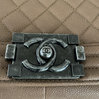 Bolsa Chanel Boy Medium Caramelo 