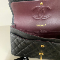 Bolsa Chanel Double Flap Medium Caviar Preta