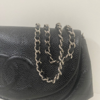 Bolsa Chanel Half Moon TImeless Wallet on Chain