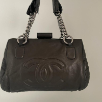 Bolsa Chanel Perfect Day Couro Preta