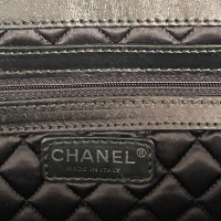 Bolsa Chanel Perfect Day Couro Preta