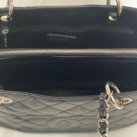 Bolsa Chanel Shopper Caviar Preta