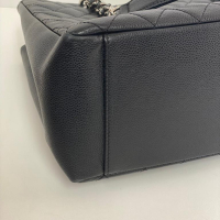 Bolsa Chanel Shopper Caviar Preta