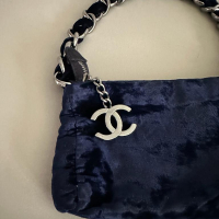 Bolsa Chanel Veludo e Cetim Azul Marinho