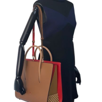 Bolsa Christian Louboutin Paloma Calfskin Caramelo