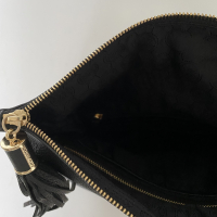 Bolsa Clutch Michael Kors Couro Preta