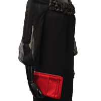 Clutch Valentino em Cetim com Laço Vermelha
