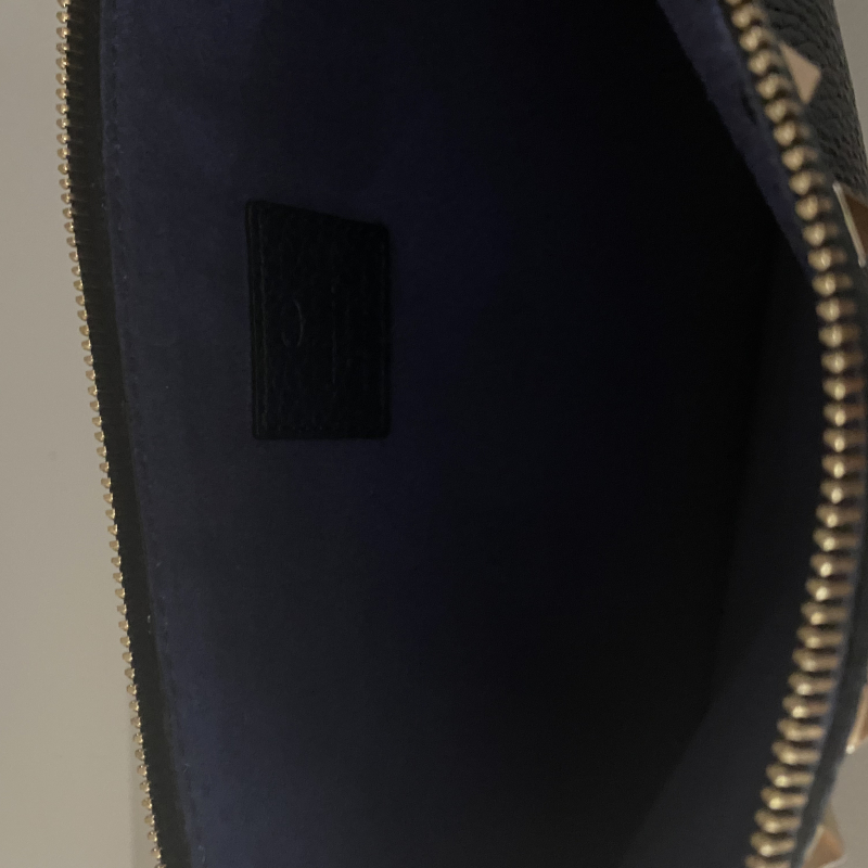 Bolsa Clutch Valentino Rockstud Azul Marinho Bolsa Clutch Valentino Rockstud Azul Marinho