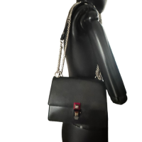 Bolsa Fendi Kan I Preta
