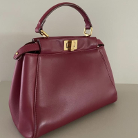 Bolsa Fendi Peekaboo Couro Marsala