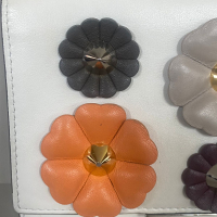 Bolsa Fendi Wallet Chain Floral Off-White