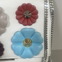 Bolsa Fendi Wallet Chain Floral Off-White