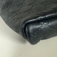 Bolsa Gucci GG Crossbody Couro Preta