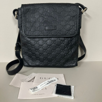 Bolsa Gucci GG Crossbody Couro Preta