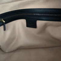 Bolsa Gucci Marmont GG Matellassê Preta 