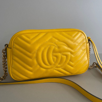 Bolsa Gucci Marmont Small Amarela