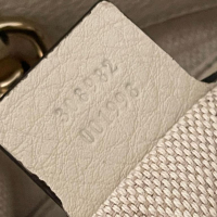 Bolsa Gucci Shoulder Soho Chain Off-White