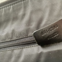 Bolsa Gucci Shoulder Vintage Couro Preta