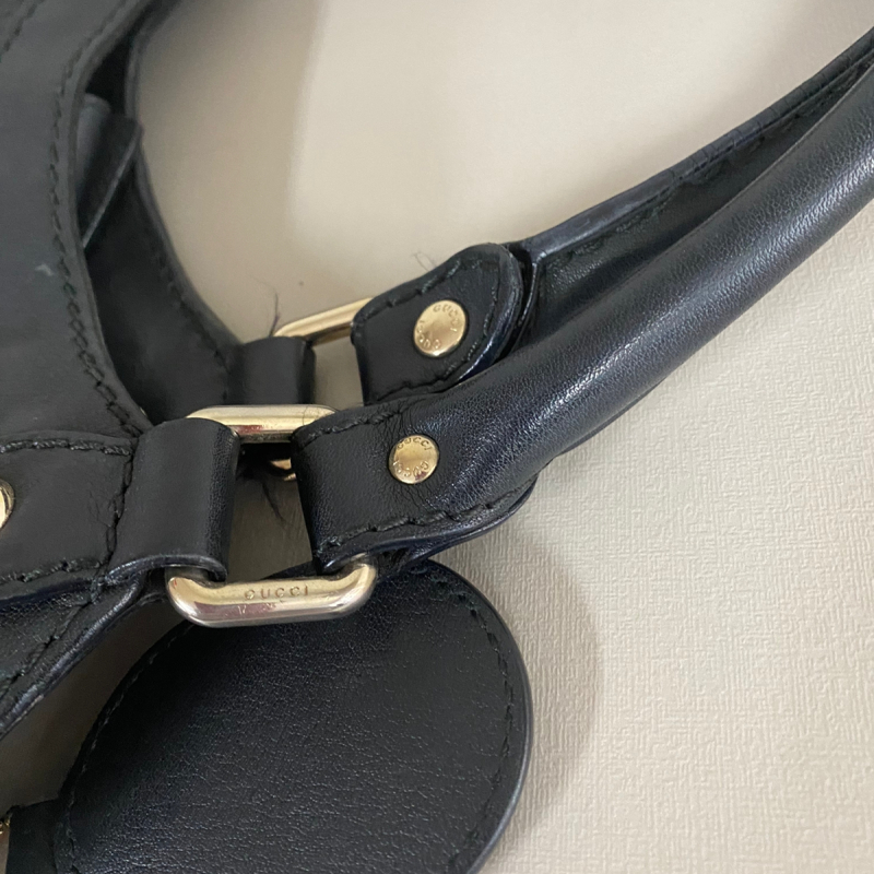 Bolsa Gucci Sukey GG Couro Preta