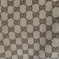 Bolsa Gucci Sukey Medium Monograma