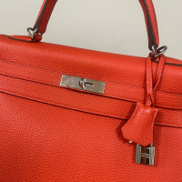 Bolsa Hermès Kelly 32 Couro Togo Coral - Ferragens Prateadas 