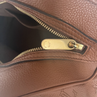 Bolsa LV Cognac Mahina Caramelo