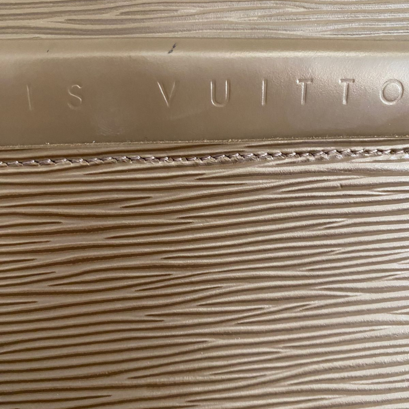 Bolsa Louis Vuitton Epi Saint Tropez