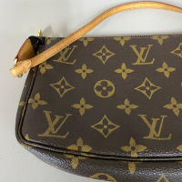 Bolsa Louis Vuitton Mini Pochette Canvas Monograma