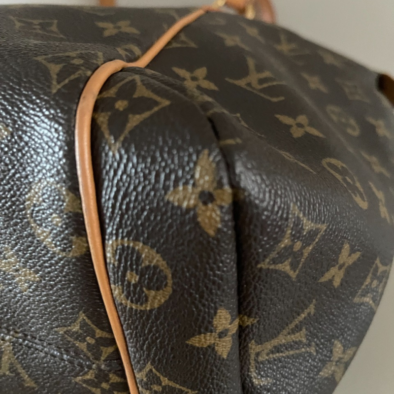 Bolsa Louis Vuitton TOTALLY monograma