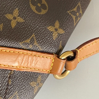 Bolsa Louis Vuitton TOTALLY monograma