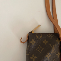 Bolsa Louis Vuitton TOTALLY monograma