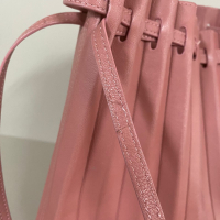 Bolsa Mansur Gavriel Bucket Rosa