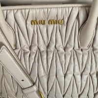 Bolsa Miu Miu Sole Nude