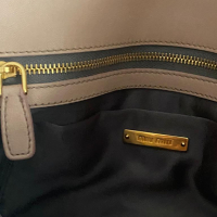 Bolsa Pochette Miu Miu Matelassê Cipria 