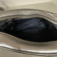 Bolsa Prada Camera Metallic