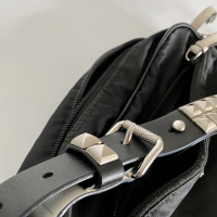 Bolsa Prada Studded Tessuto Crossbody Preta
